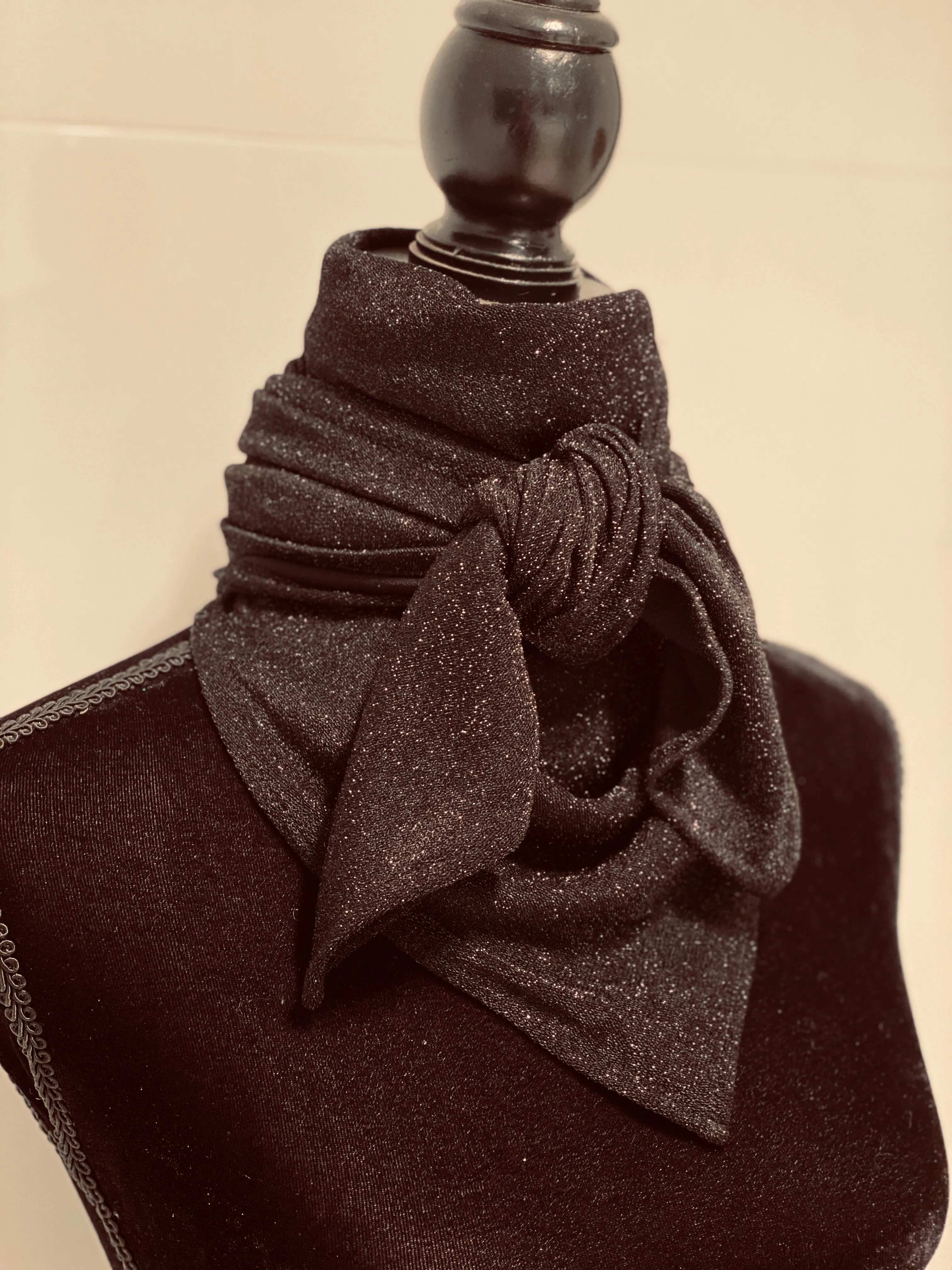 A7318 - Black Sparkle Rawhide Scarf