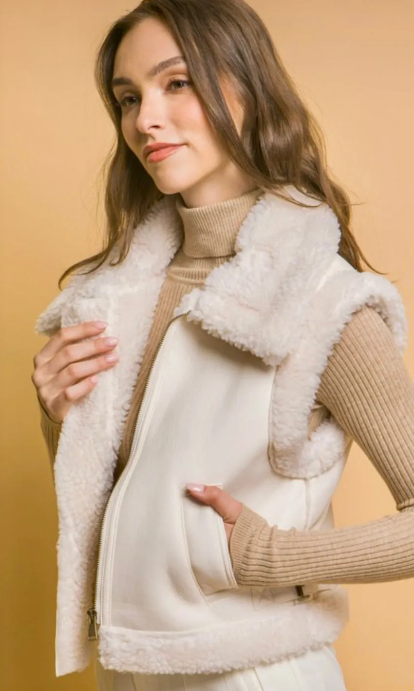 Avesa Ivory Vegan Leather Shearling Side Pocket Vest Jacket