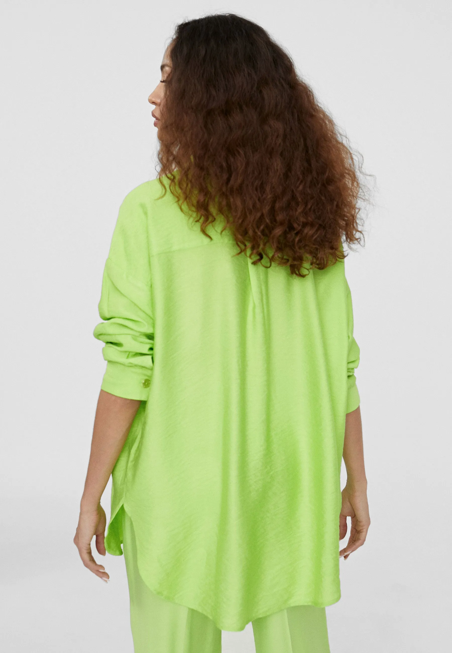Basic long sleeve shirt