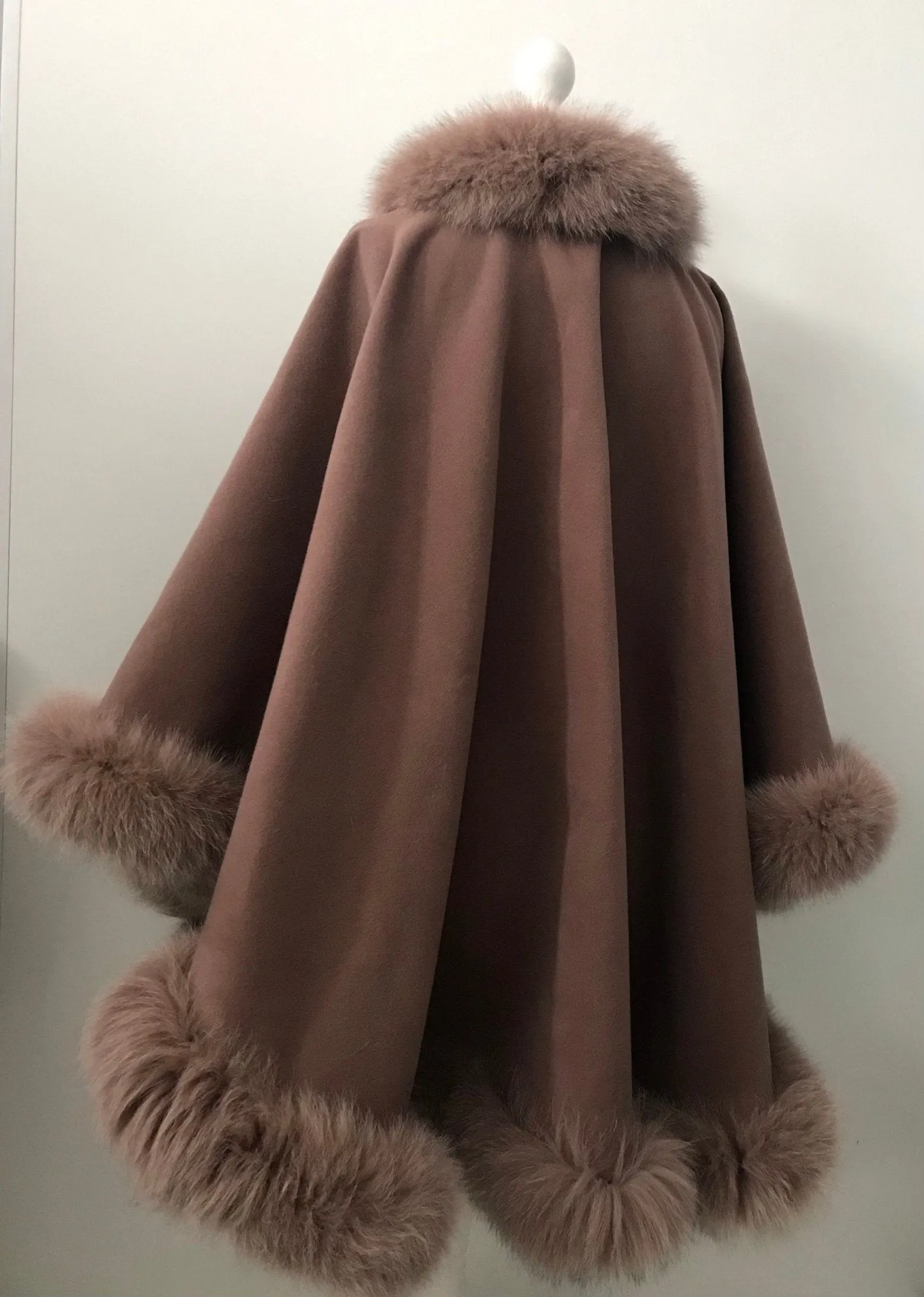 Camel Women Winter Coat Cape Trim Fox Fur, Light Brown Winter Women's Poncho Jacket lined, Tan Warm Elegant Women's coat