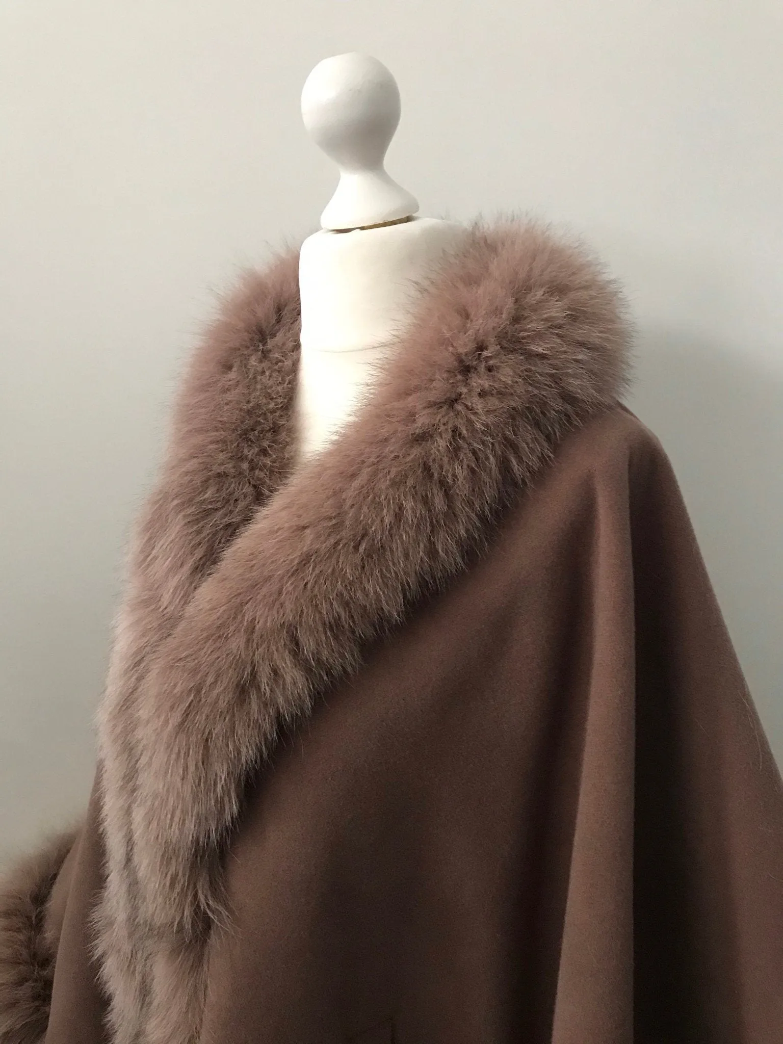 Camel Women Winter Coat Cape Trim Fox Fur, Light Brown Winter Women's Poncho Jacket lined, Tan Warm Elegant Women's coat