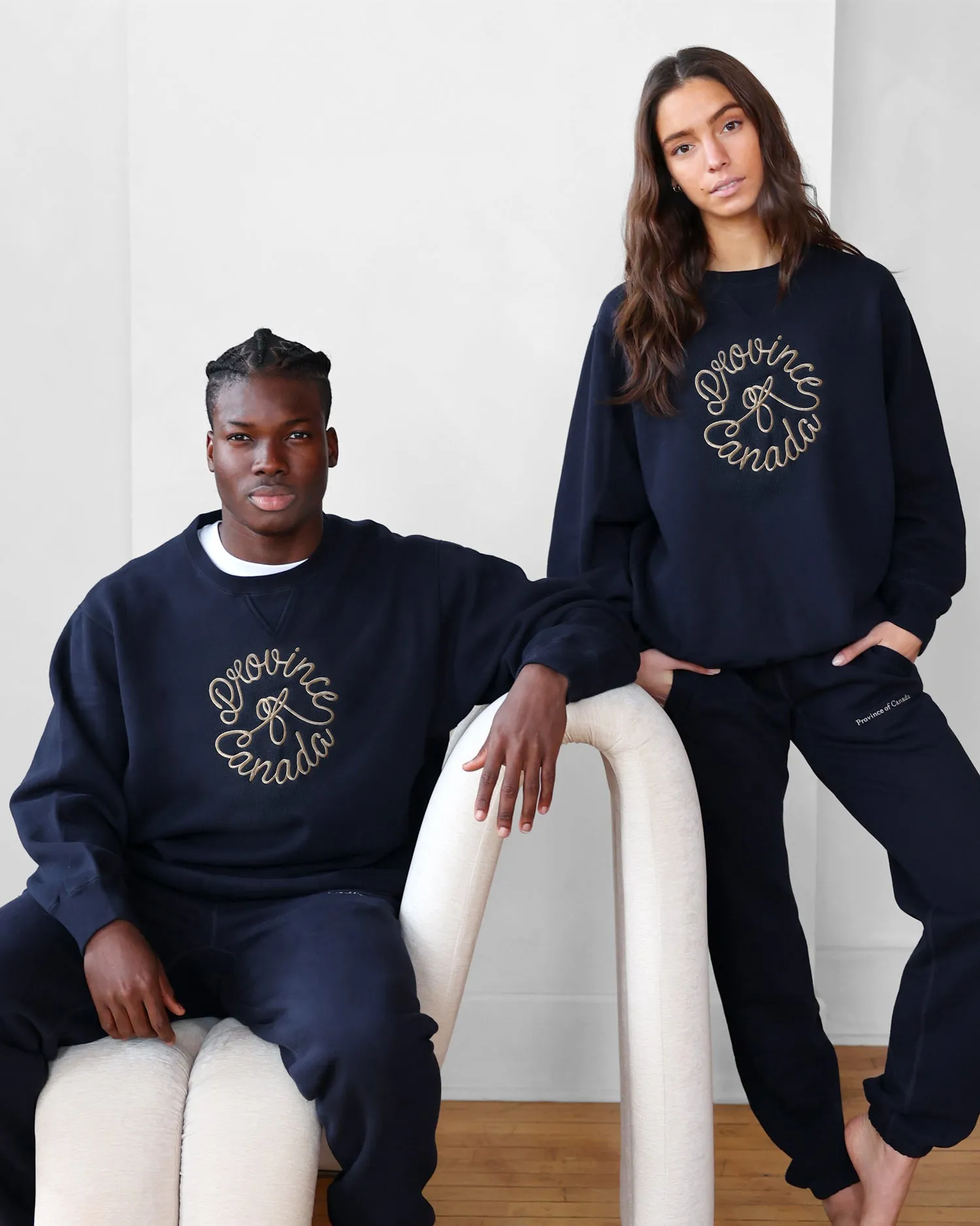 Crest Fleece Sweatshirt Navy - Unisex