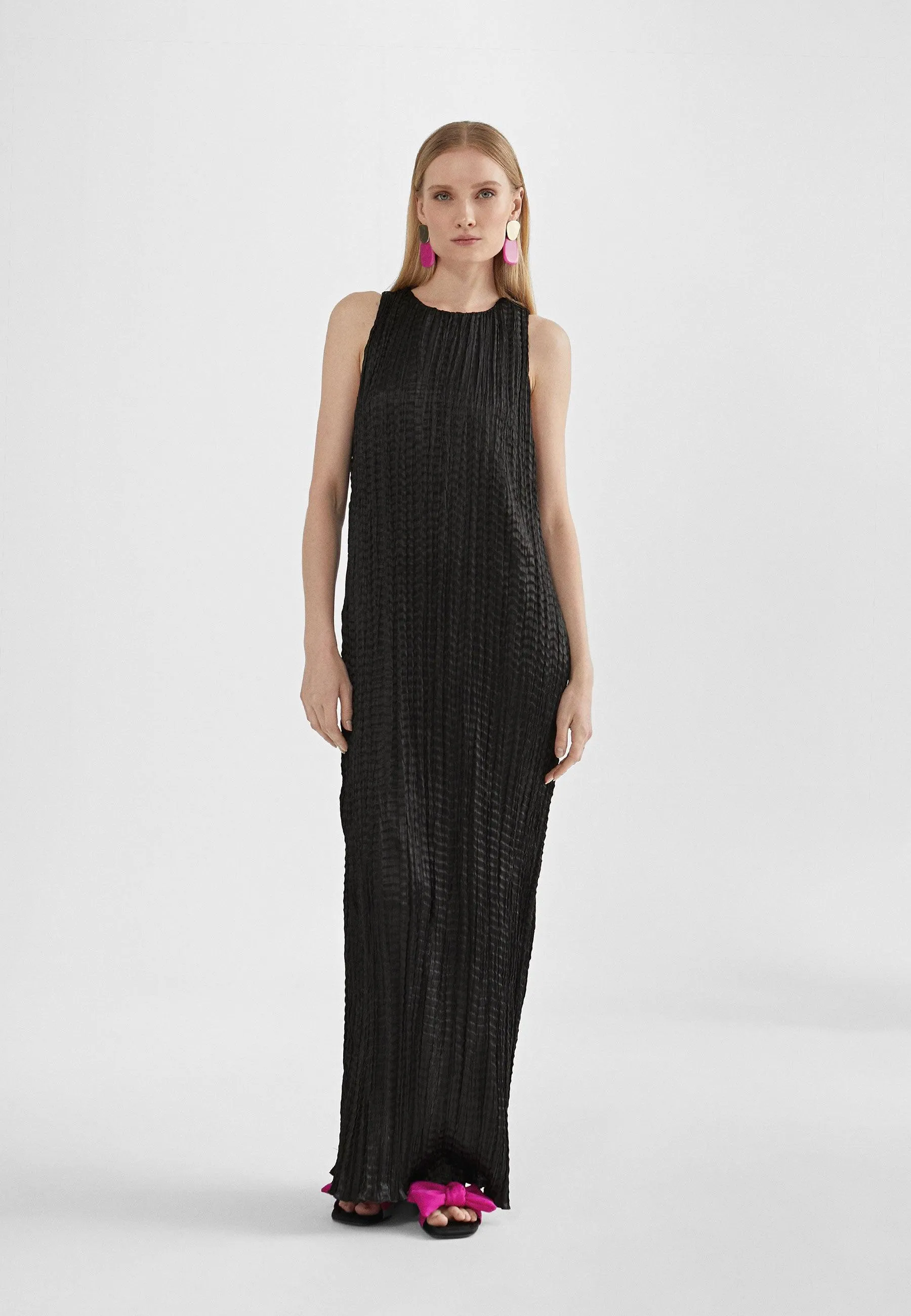 Long pleated effect midi dress