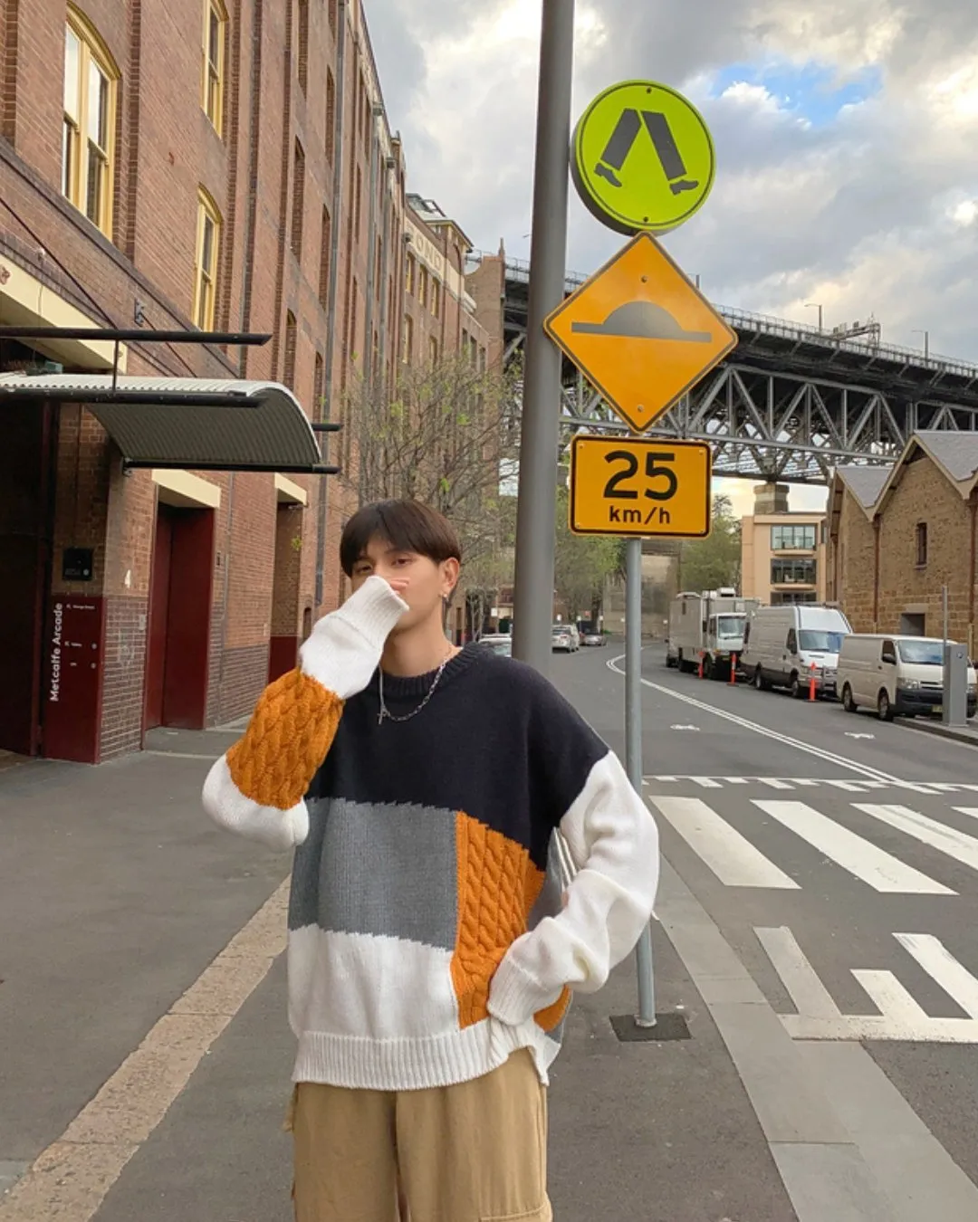 MIDDLE LENGTH SWEATER BGB0031