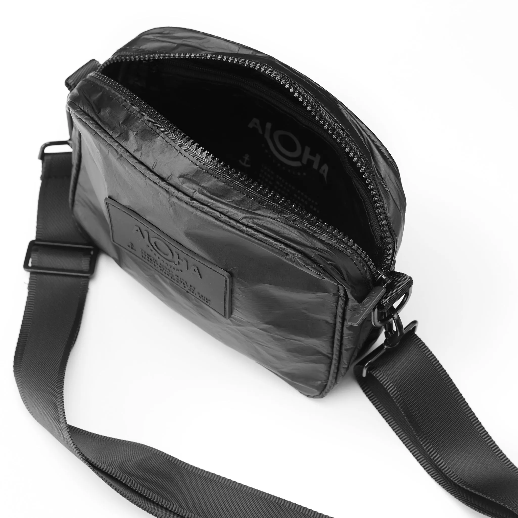 Monochrome Le Tour