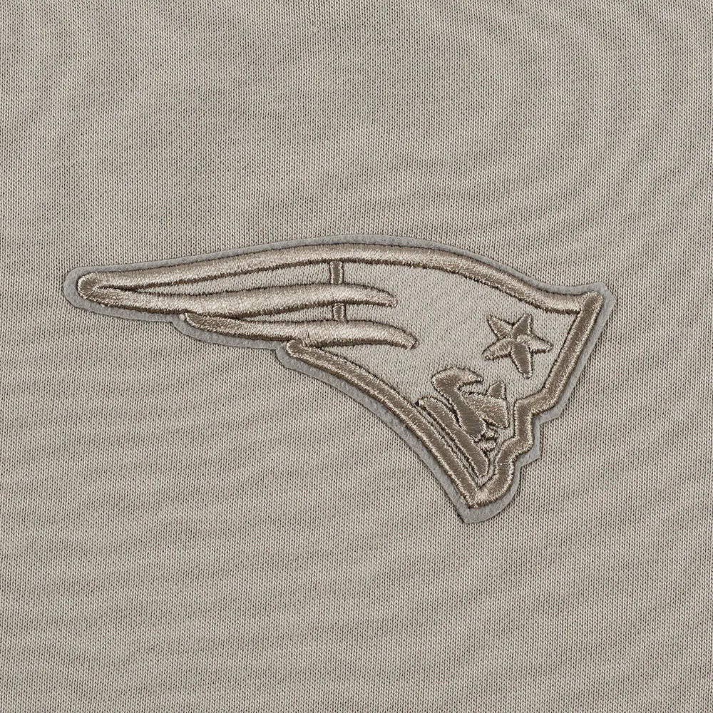 NFL NEW ENGLAND PATRIOTS NEUTRAL WOMEN'S FLC CREWNECK (TAUPE)