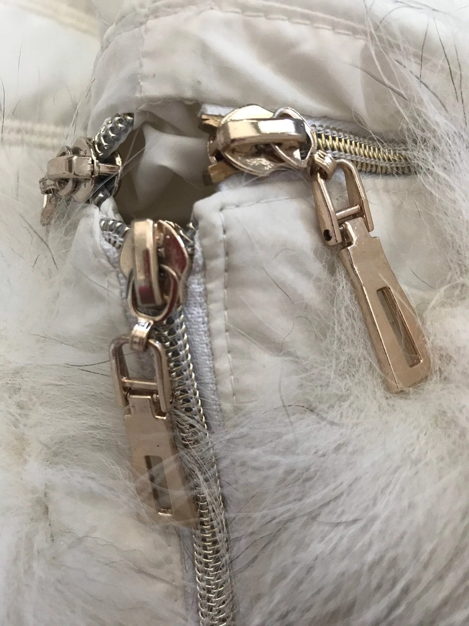 Puffer Women White Quilted Coat Fox Fur Sleeves Transformers