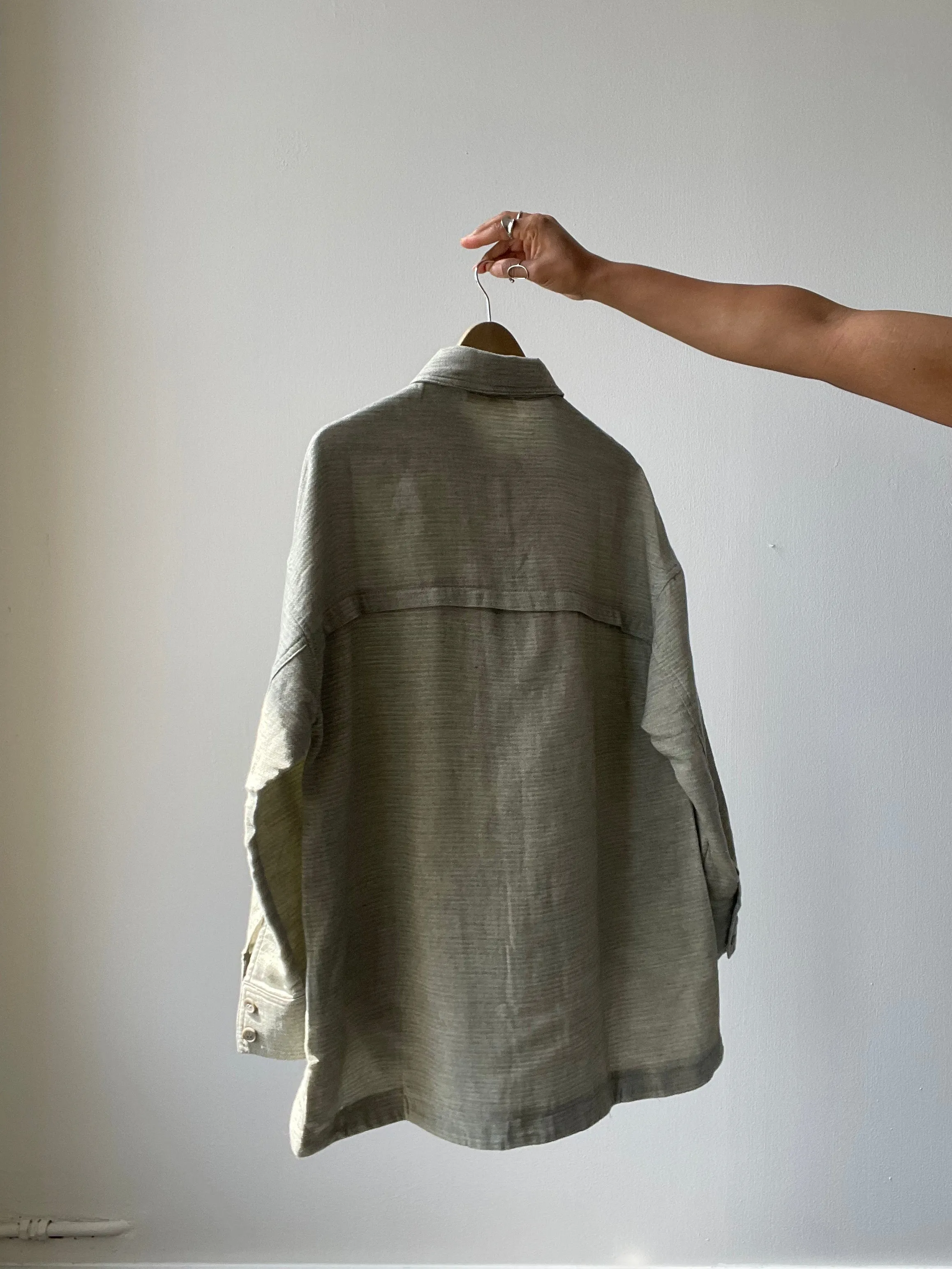 Sydney Classic Lightweight Shacket In Dust Sage