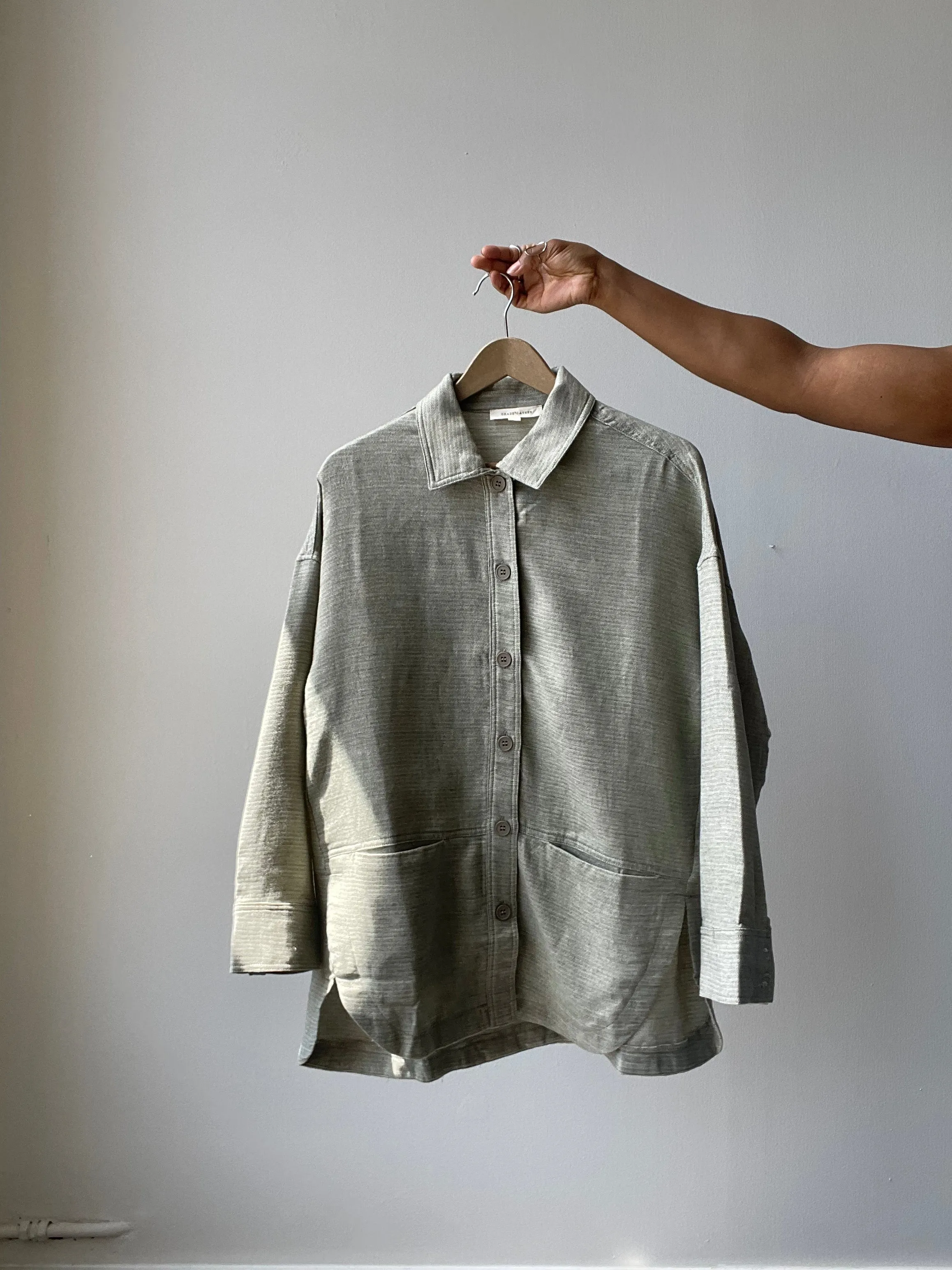 Sydney Classic Lightweight Shacket In Dust Sage