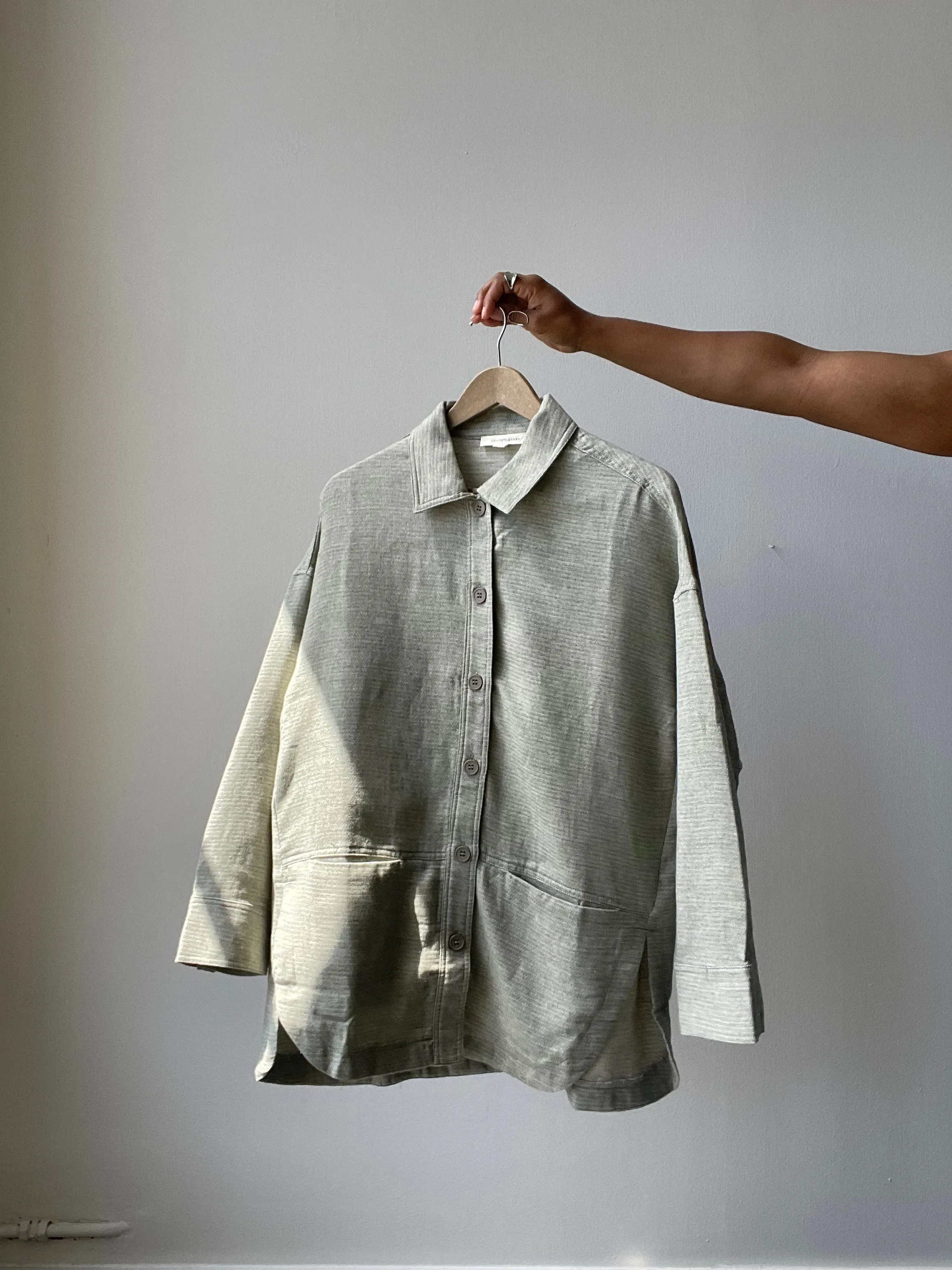 Sydney Classic Lightweight Shacket In Dust Sage