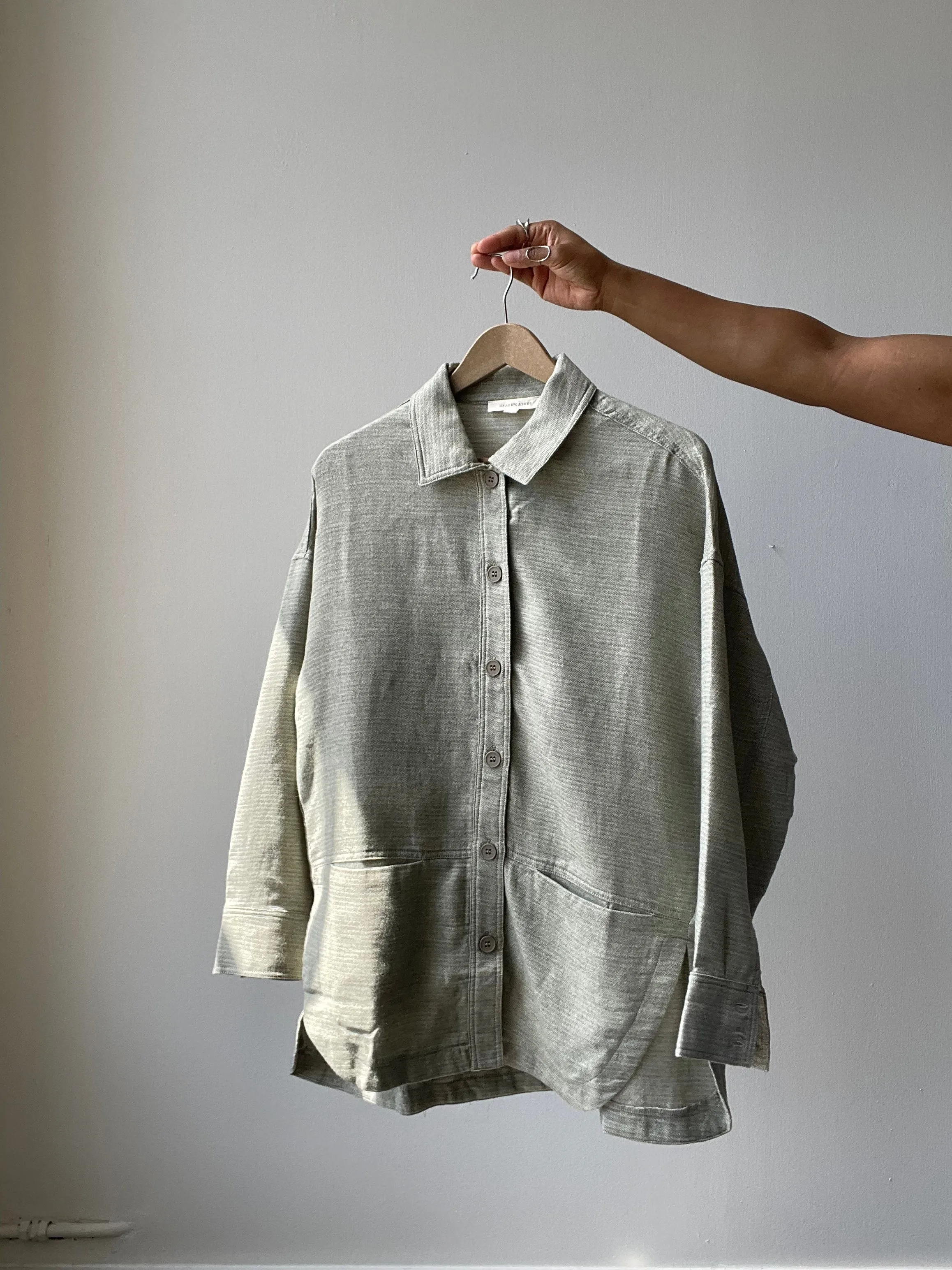 Sydney Classic Lightweight Shacket In Dust Sage