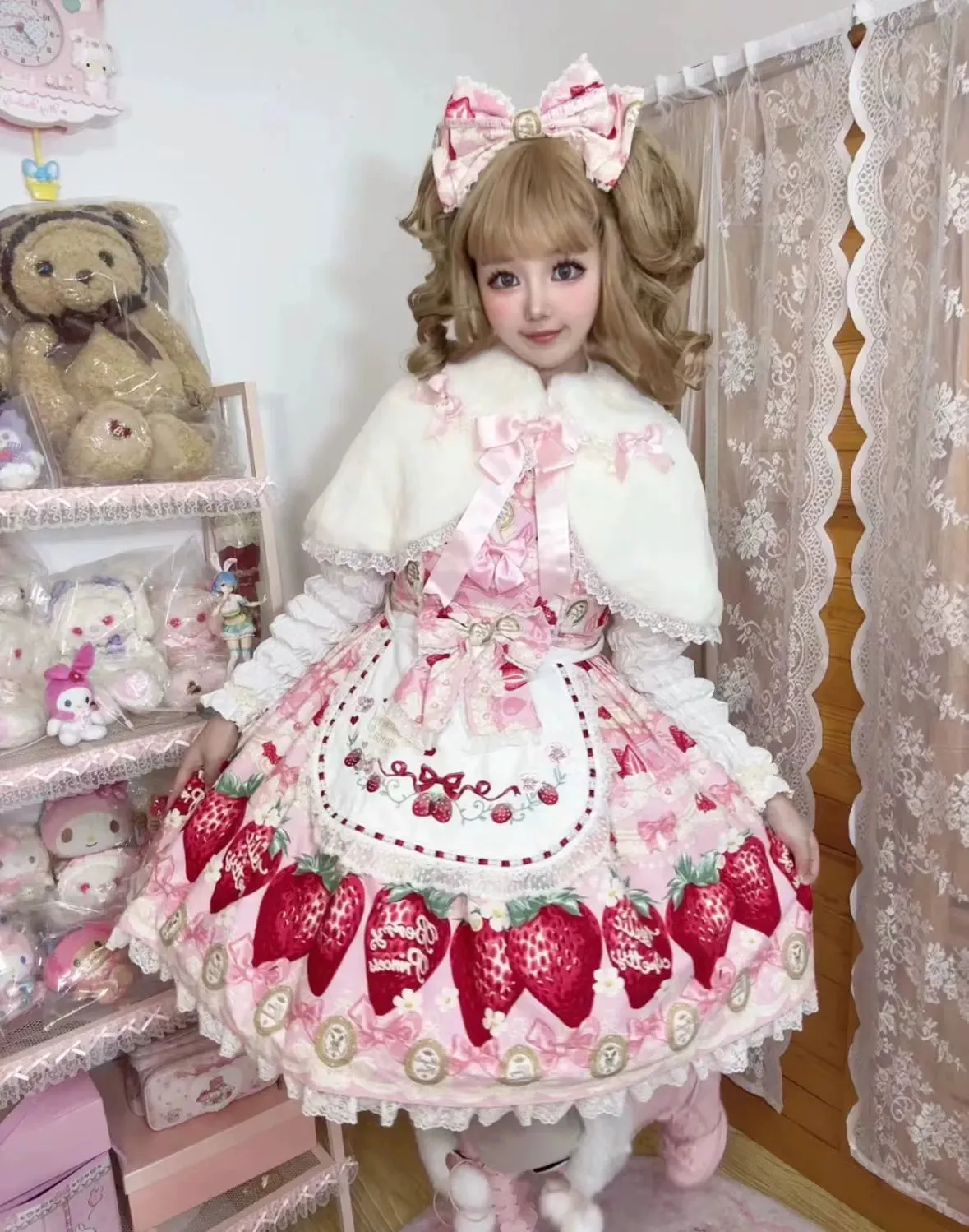 The Seventh Doll~Old School Lolita Cape Bunny Plush Short Coat
