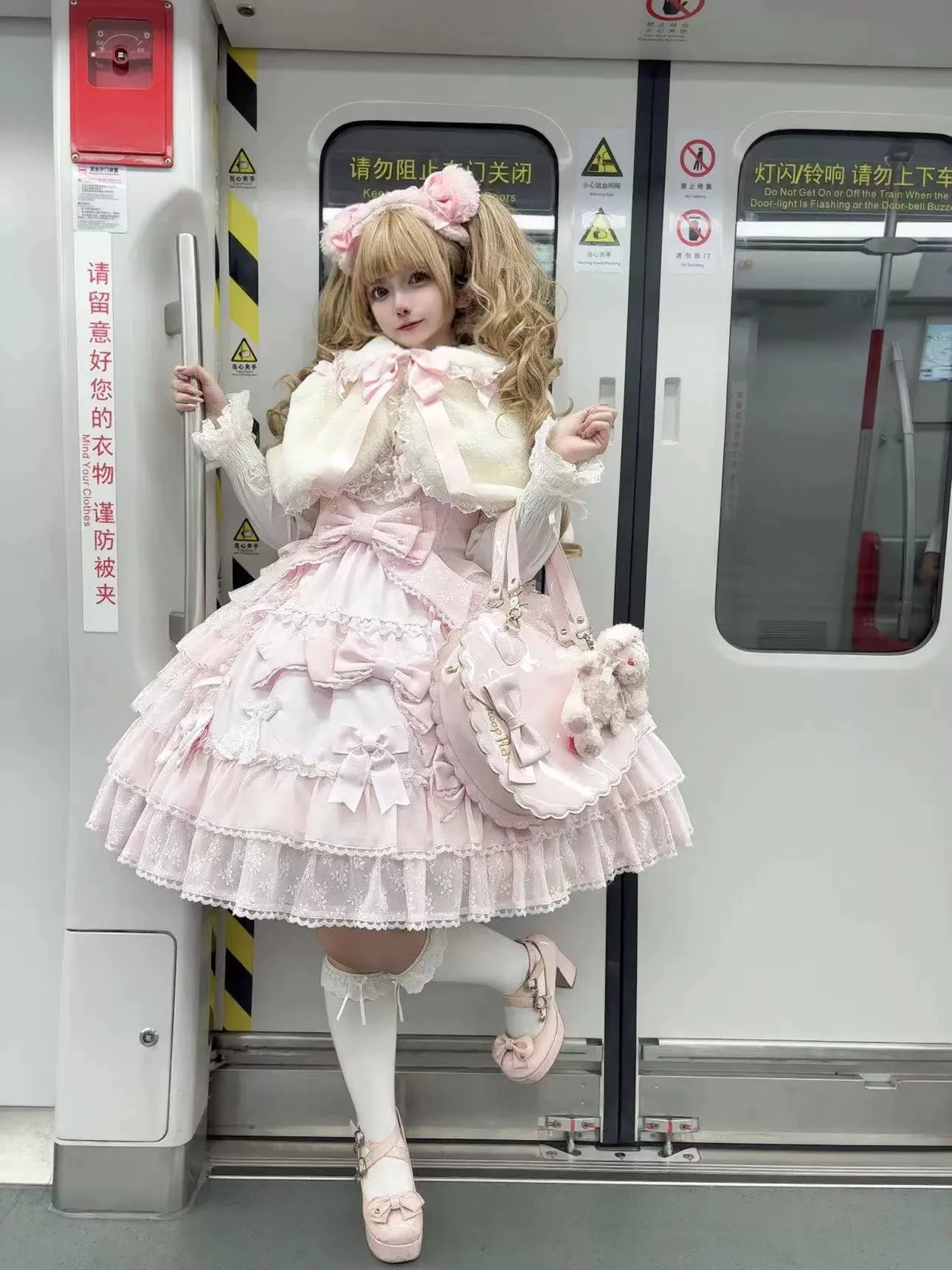 The Seventh Doll~Old School Lolita Cape Bunny Plush Short Coat