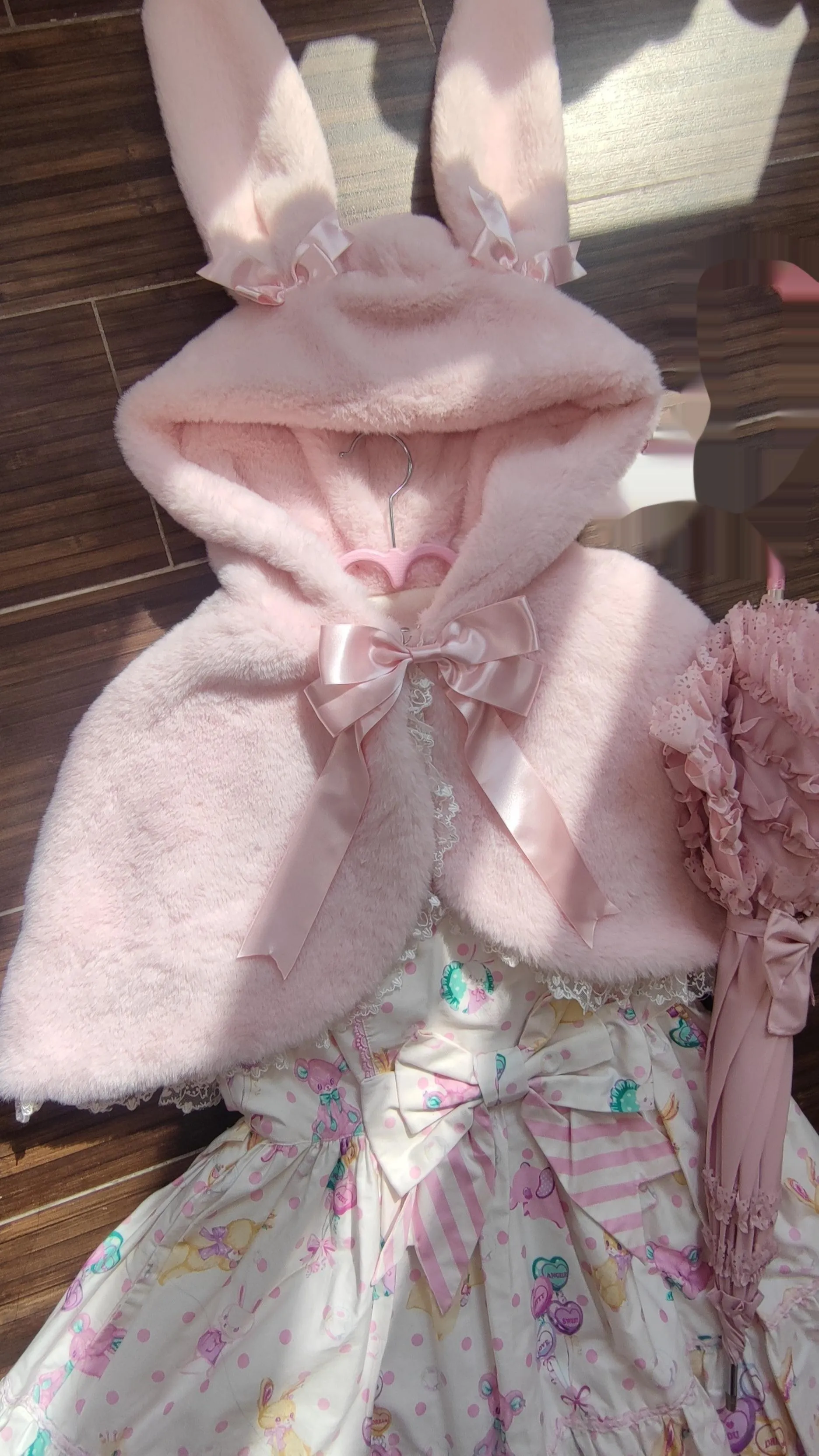The Seventh Doll~Old School Lolita Cape Bunny Plush Short Coat