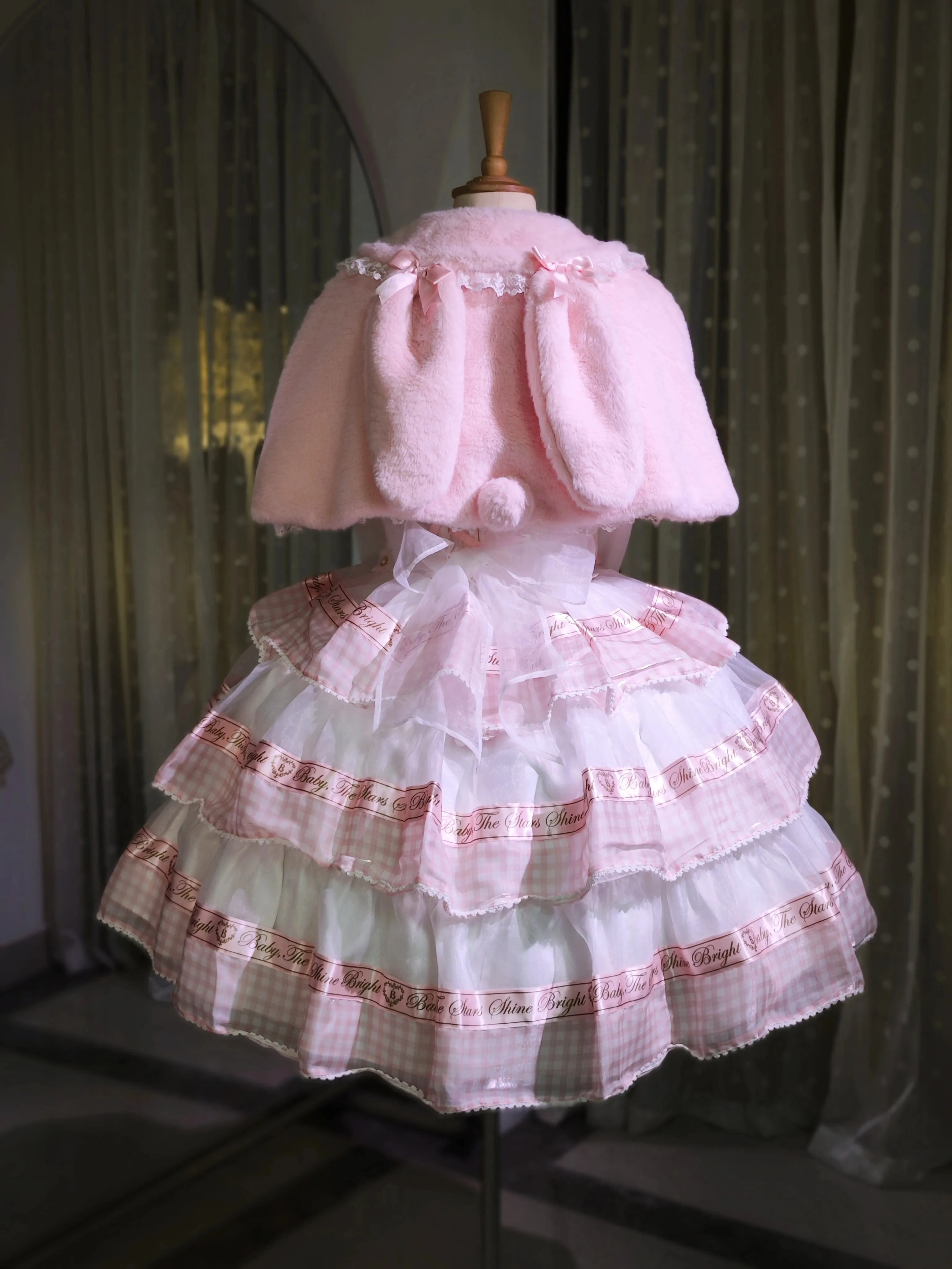 The Seventh Doll~Old School Lolita Cape Bunny Plush Short Coat